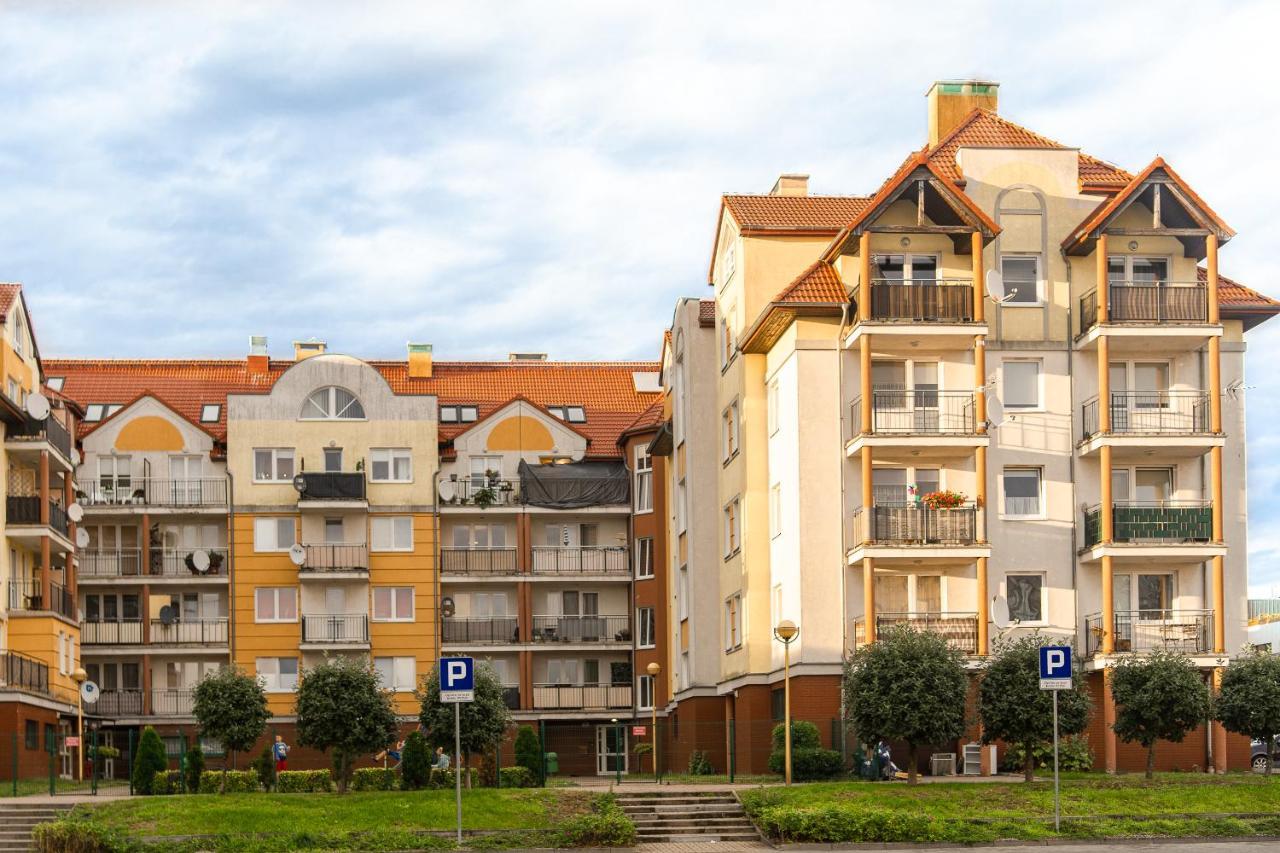 Apartament Dwupokojowy シフィノウイシチェ エクステリア 写真